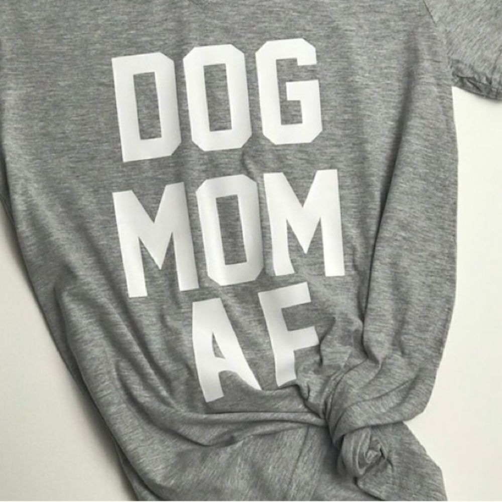 Dog Mom AF Gray Short Sleeve Graphic Tee Size Large